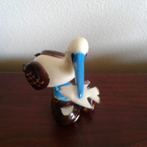 Piquero patas azules (Artesanía en Tagua)
